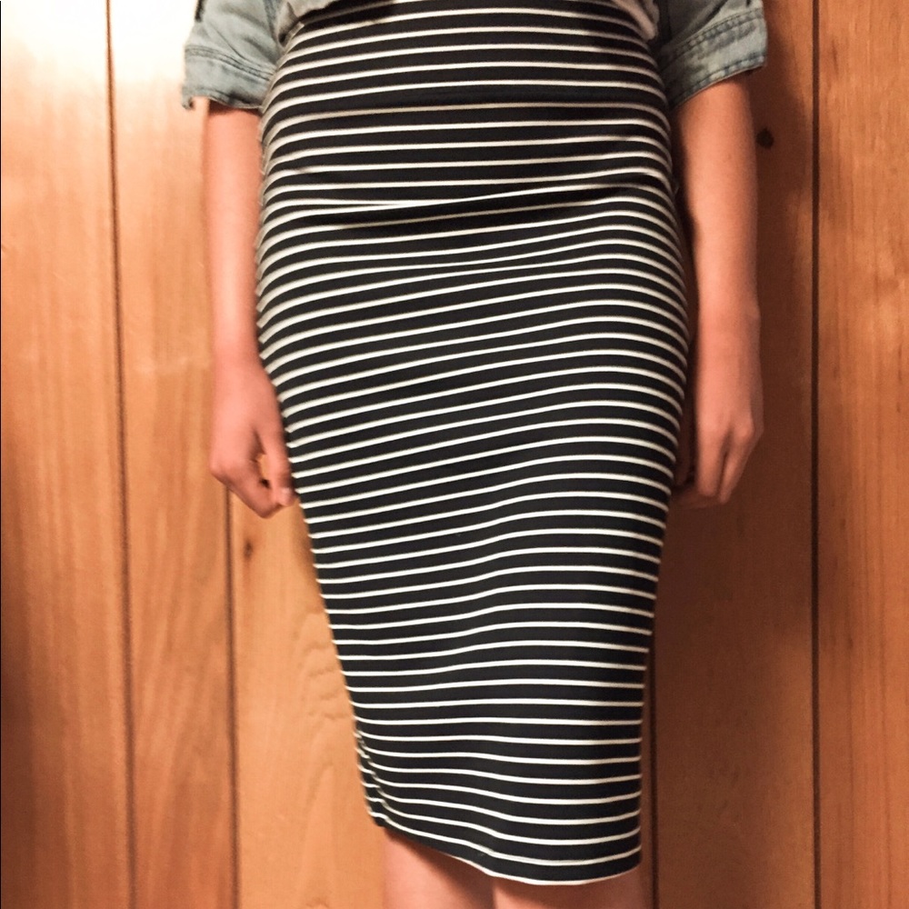 Navy/white striped midi skirt